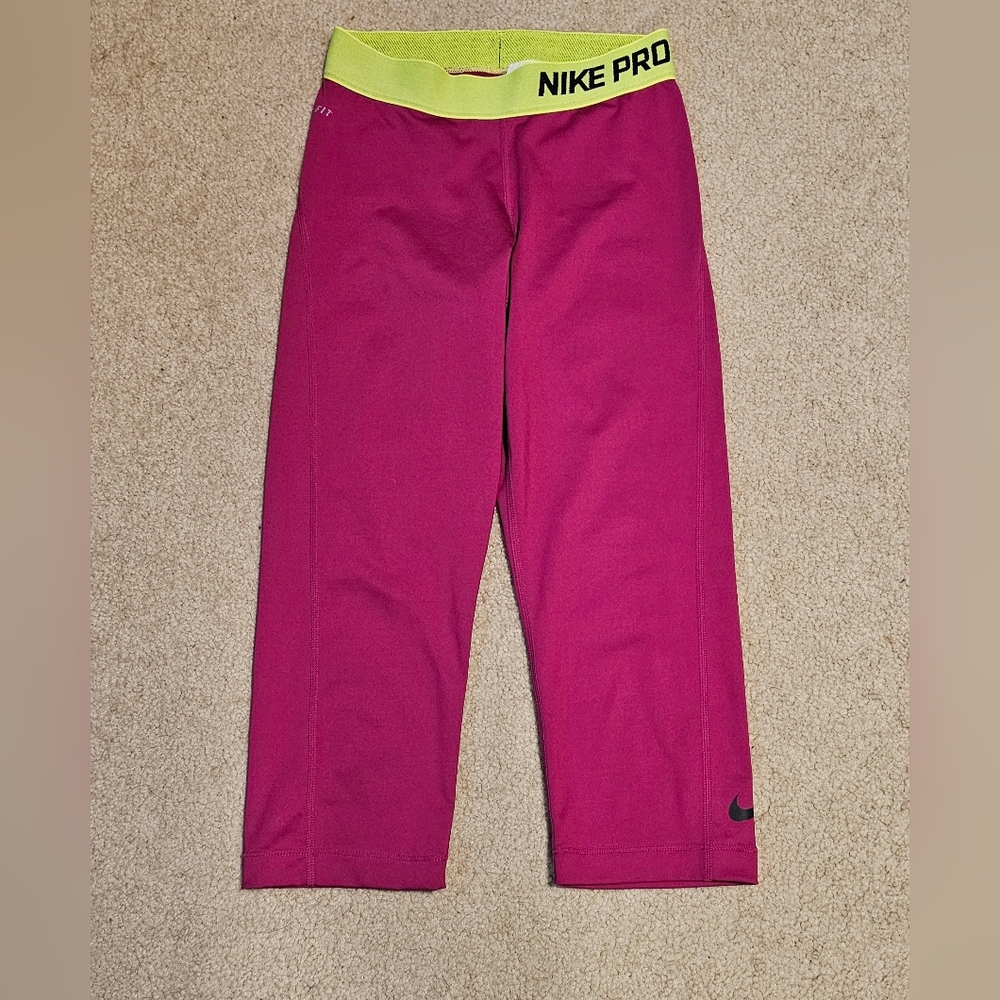 (XS) Nike Pro capri's